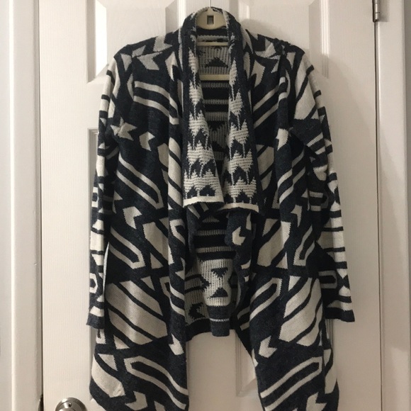 Cardigan - Picture 1 of 6